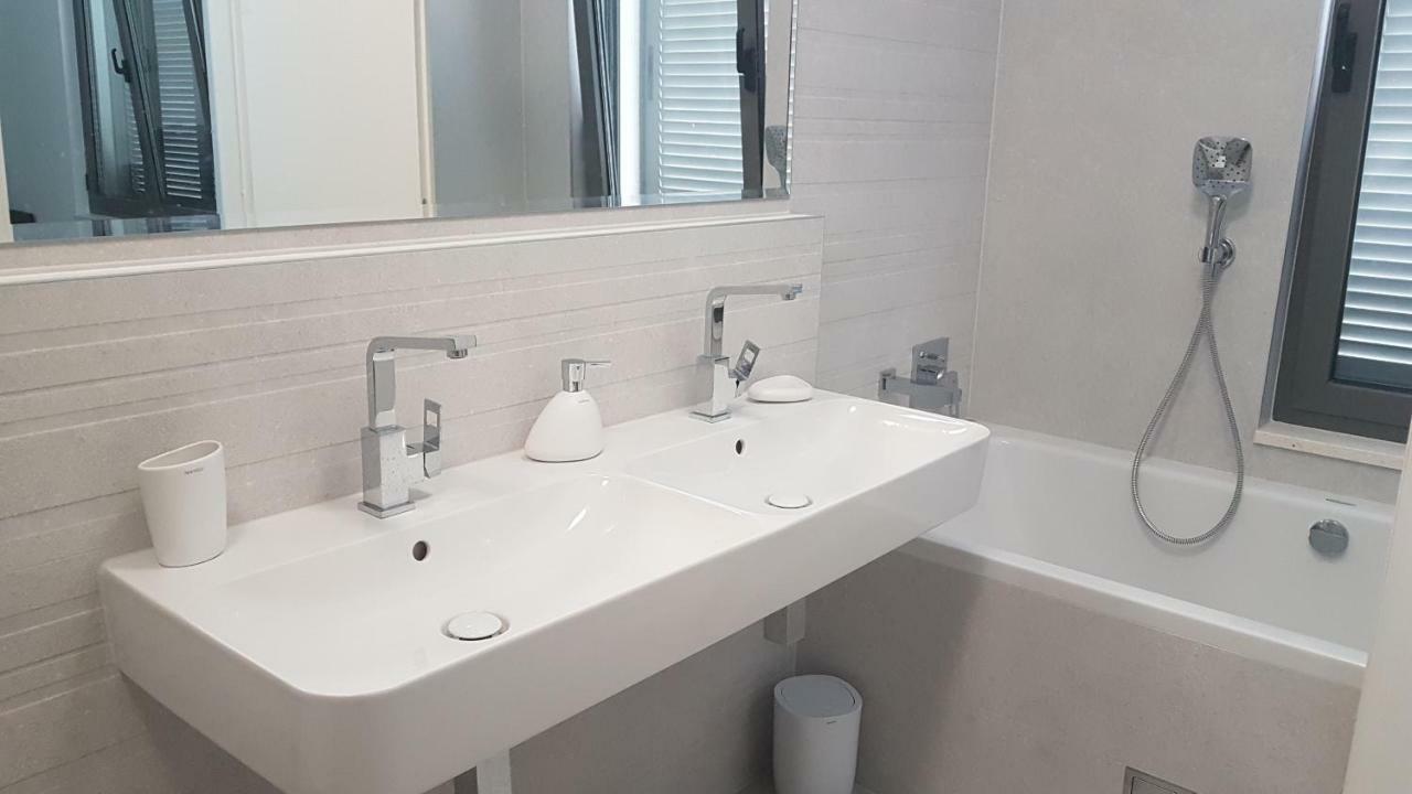 Villa Carisma Island Vis Kültér fotó